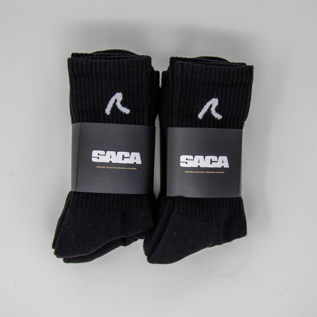SACA Essential Socks 3-Pack in black — detail of SACA branding